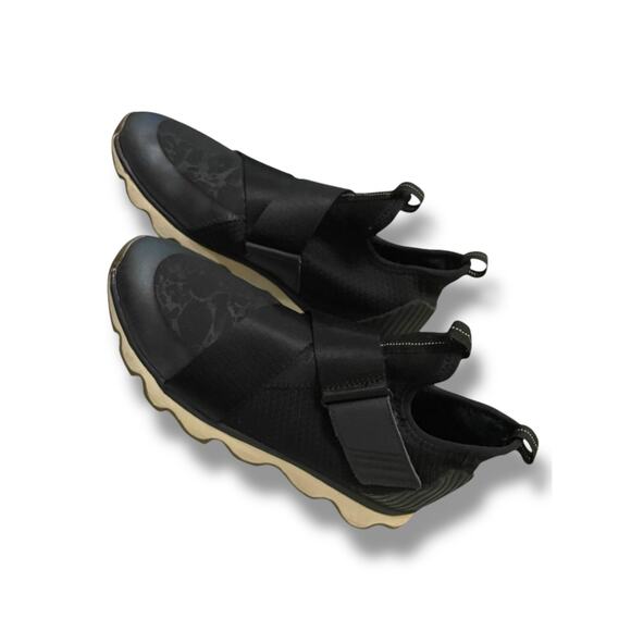 Size 10 Women's' SOREL KINETIC Waterproof Black And Cream Strap Ankle Boot/Shoe - Picture 5 of 12